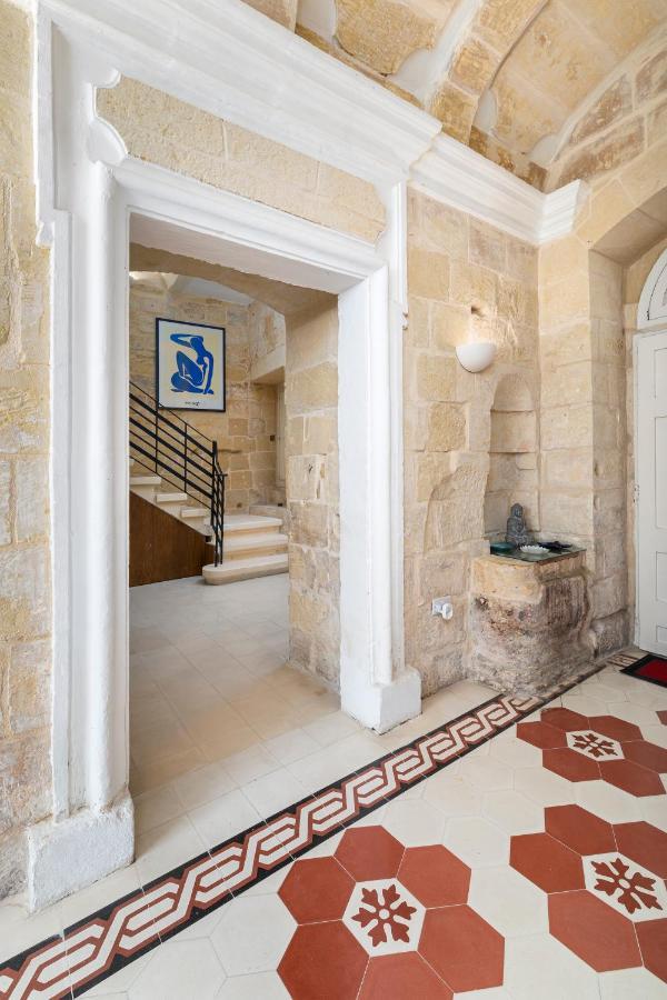 Traditional & Modern Maltese Townhouse - Rooftop Terrace And Sea Views, Close To Birgu Waterfront Cospicua 外观 照片