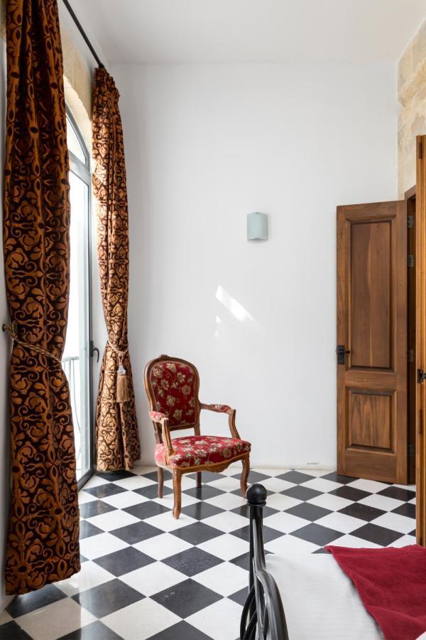 Traditional & Modern Maltese Townhouse - Rooftop Terrace And Sea Views, Close To Birgu Waterfront Cospicua 外观 照片