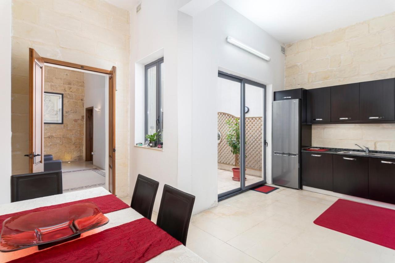 Traditional & Modern Maltese Townhouse - Rooftop Terrace And Sea Views, Close To Birgu Waterfront Cospicua 外观 照片