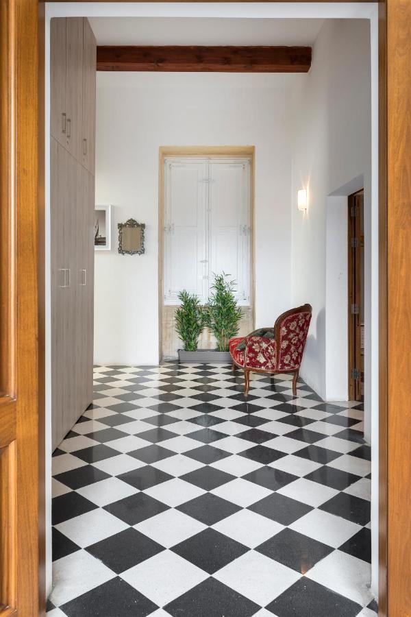 Traditional & Modern Maltese Townhouse - Rooftop Terrace And Sea Views, Close To Birgu Waterfront Cospicua 外观 照片
