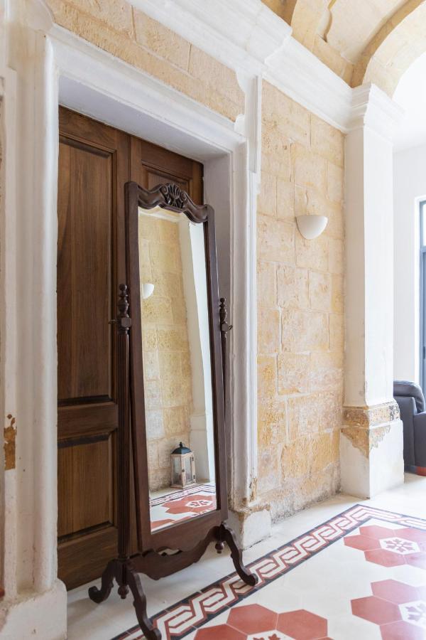 Traditional & Modern Maltese Townhouse - Rooftop Terrace And Sea Views, Close To Birgu Waterfront Cospicua 外观 照片