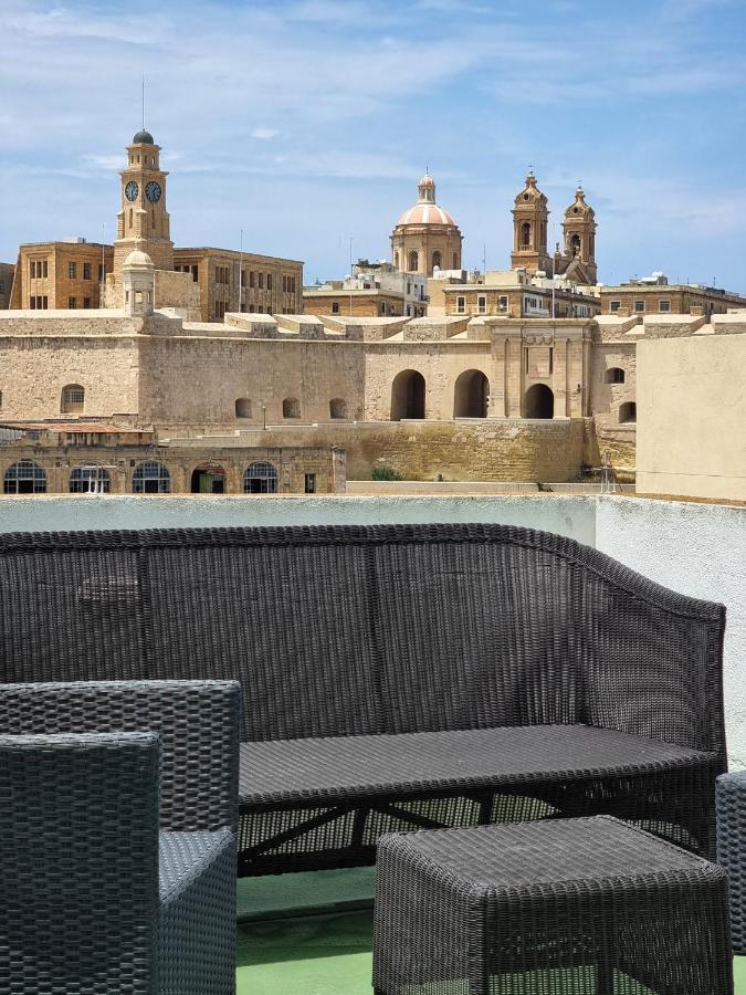 Traditional & Modern Maltese Townhouse - Rooftop Terrace And Sea Views, Close To Birgu Waterfront Cospicua 外观 照片
